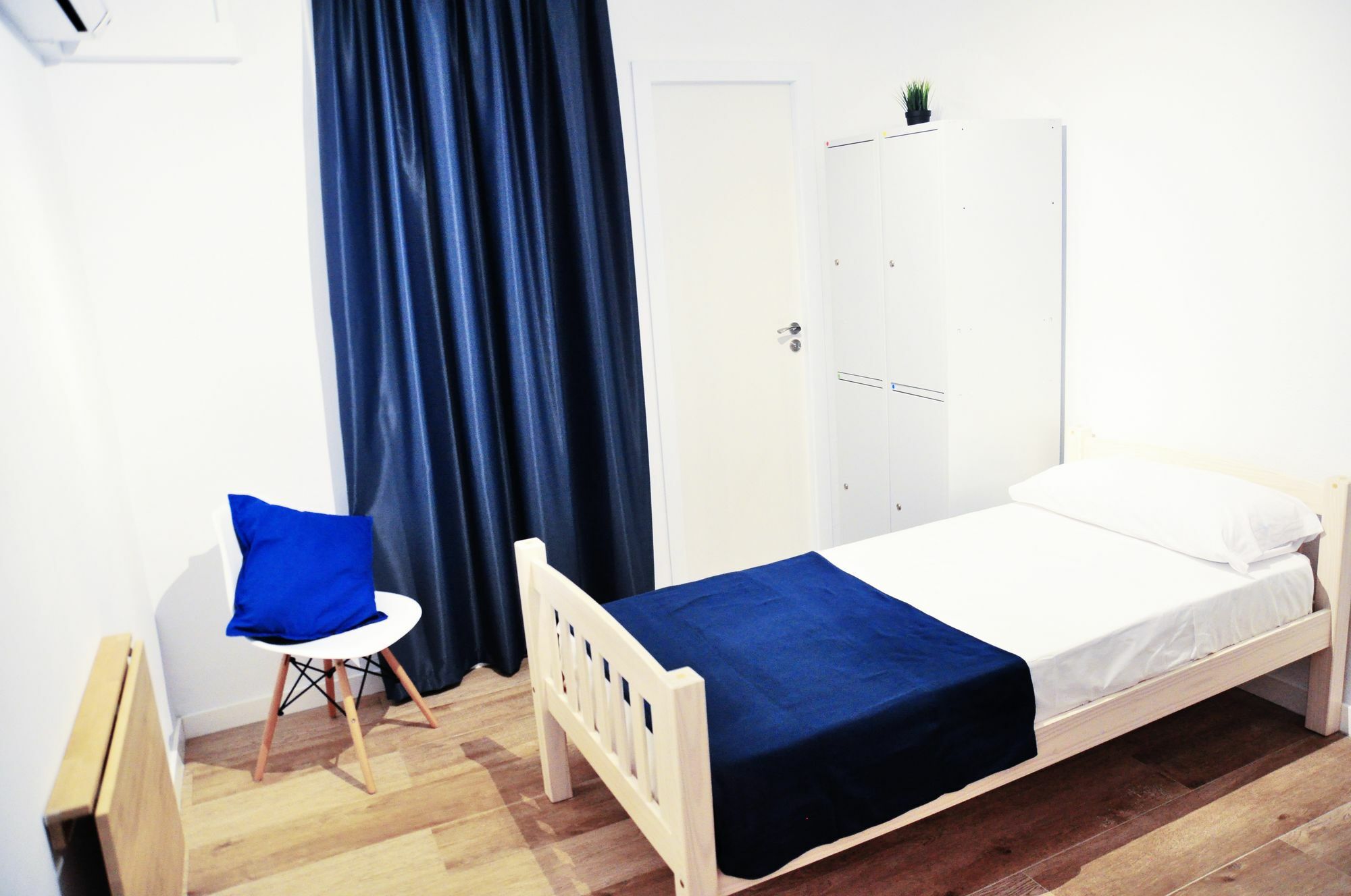 Hostal Porto Mar Салоу Экстерьер фото